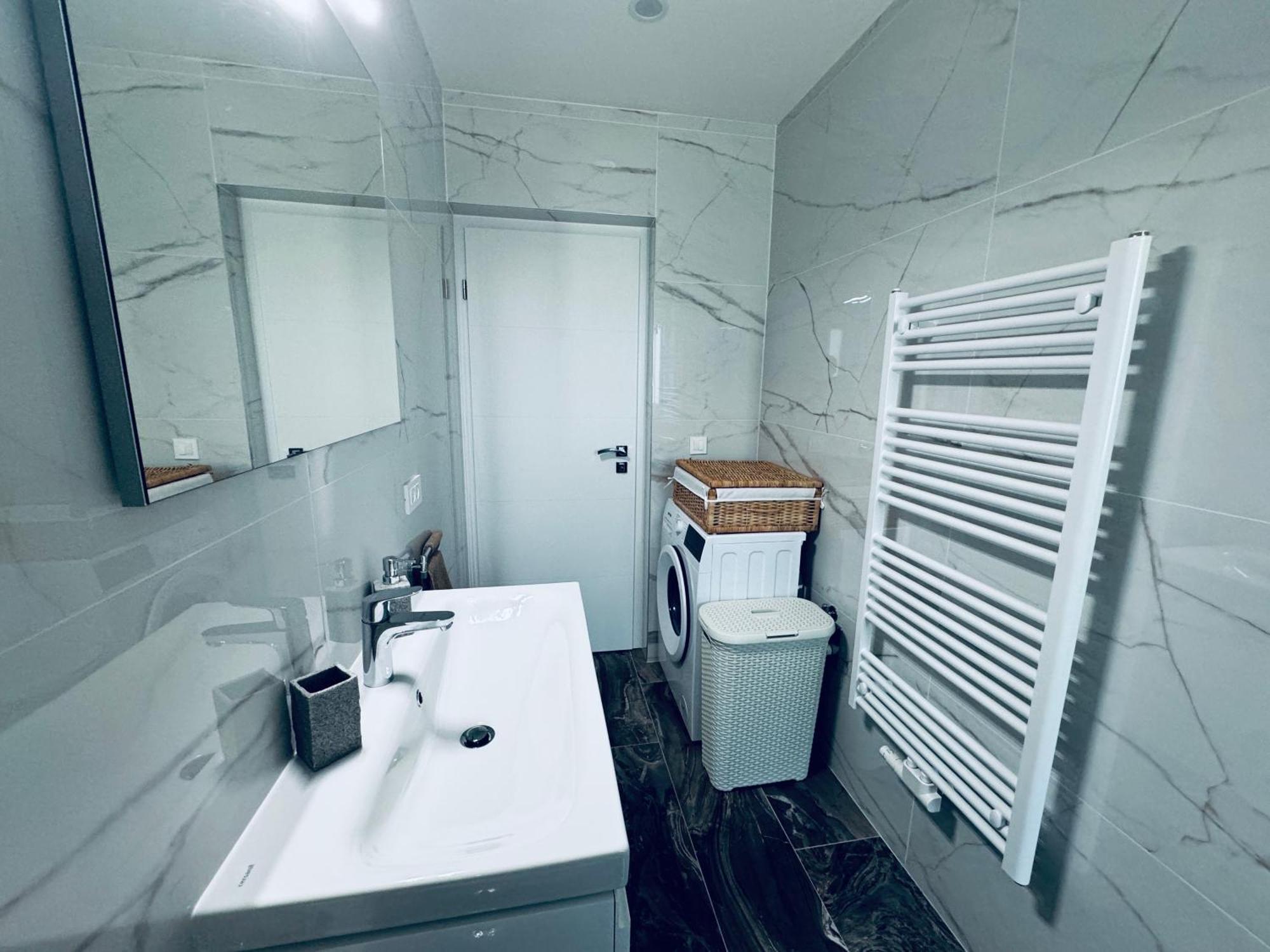 Rebecca'S Apartment Радовлица Экстерьер фото