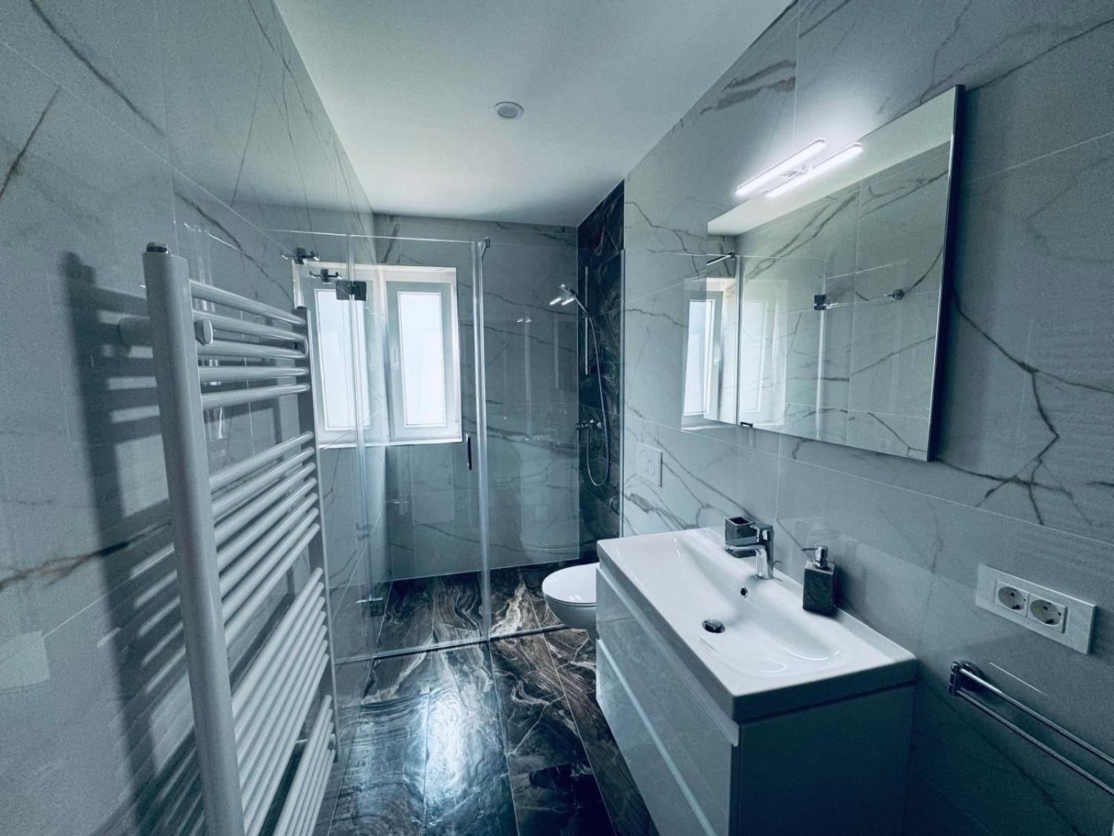 Rebecca'S Apartment Радовлица Экстерьер фото